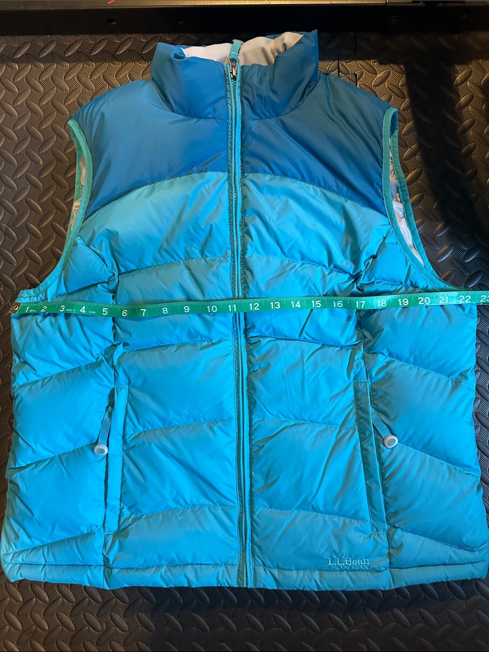 L.L. Bean // Goose Down Puffer Vest Women’s XL Blue Lightweight Full Zip - Picture 8 of 8